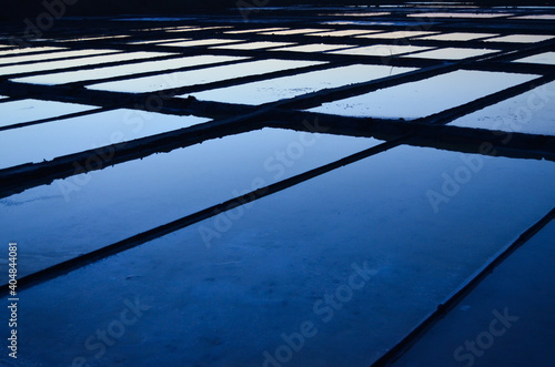 Salinas de Aveiro ao anoitecer