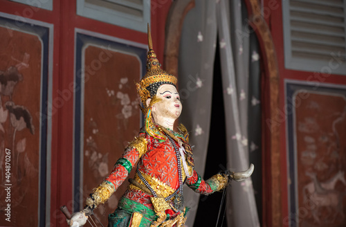 Asian puppet shows, dancing puppets
