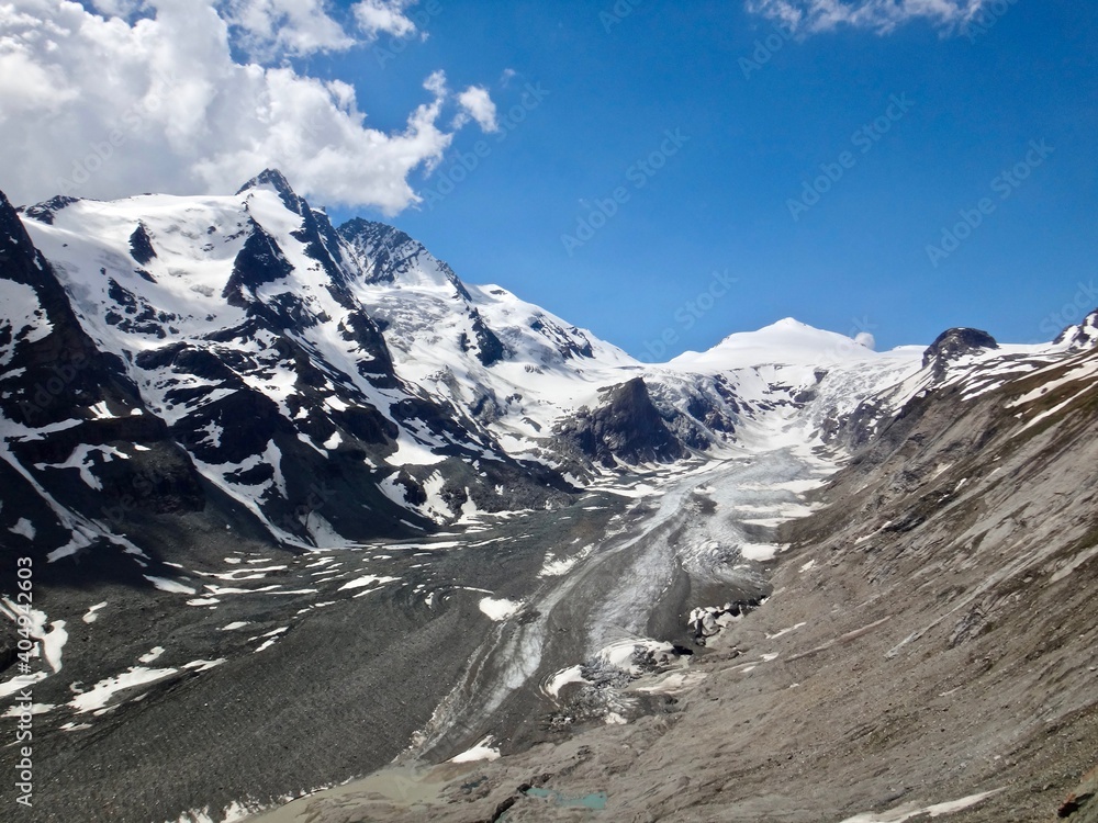 Grossglockner, Austria: The Wilhelm Swarovski Observatory is located in the Hohe Tauern National Park on the Grossglockner High Alpine Road, the highest road in Austria, near Pasterze Glacier. Grossglockner, Austria: The Wilhelm Swarovski Observatory is located in the Hohe Tauern National Park on the Grossglockner High Alpine Road, the highest road in Austria, near Pasterze Glacier.