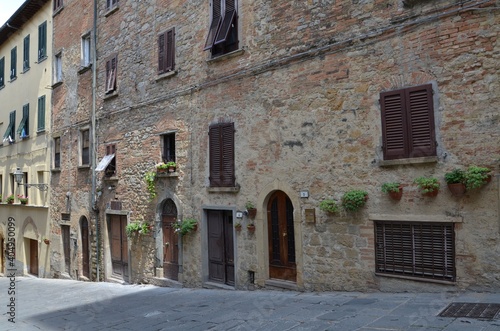 Volterra - uliczki i budynki