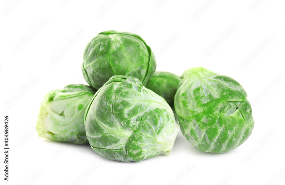 Fototapeta premium Fresh tasty Brussels sprouts isolated on white