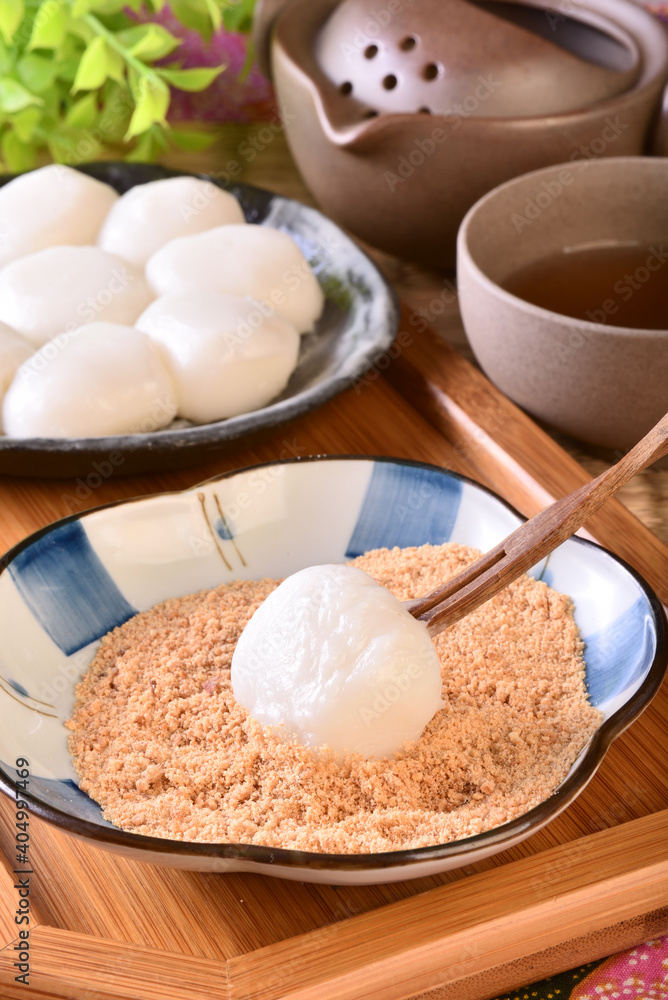 Taiwan style mochi with peanut powder set up on the table                                                               