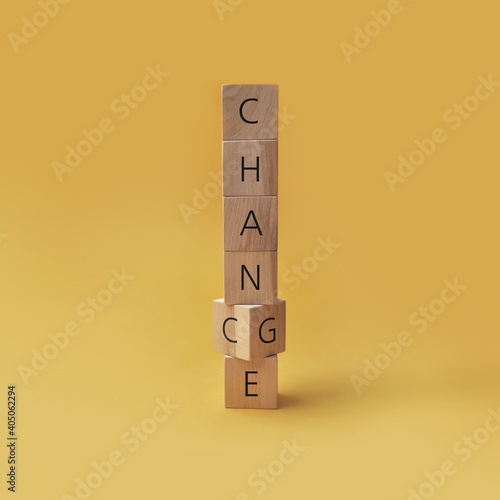 Schilderij op canvas Wooden cubes with inscriptions: chance and change