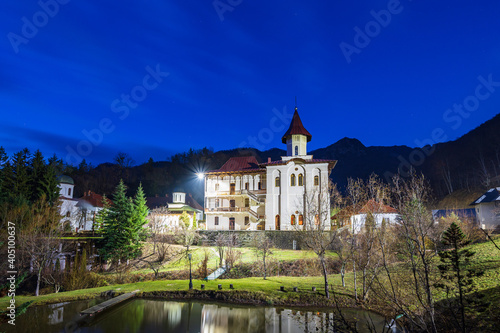 Obraz na płótnie Monastery Turnu in Romania w salonie
