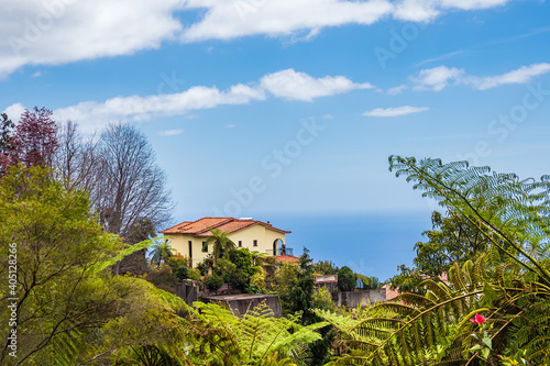 Blick auf ein Haus in Funchal auf der Insel Madeira, Portugal