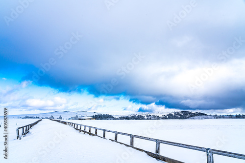 【長野県】冬の美ヶ原 © travel