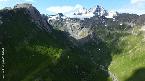 großglockner im sommer in voller pracht photo