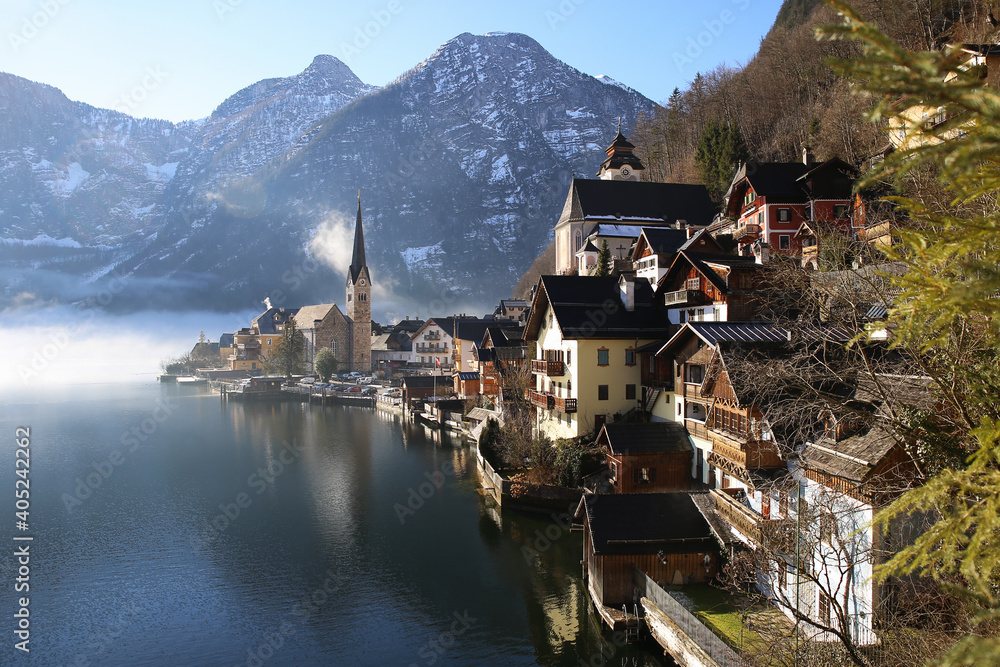 Naklejka premium The beautiful landscape of Hallstatt village with lake and mountains.