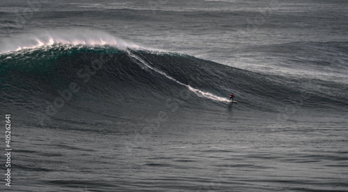 Big wave surfing Praia do Norte Nazaré