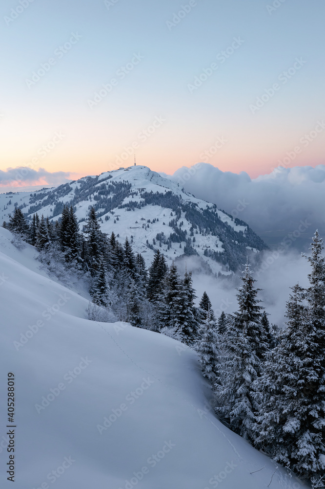 Obraz premium RIGI - KÖNIGIN DER BERGE
