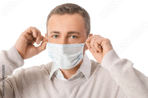 Mature man wearing medical ...
