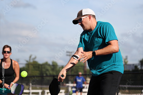 pickleball mixed doubles forehand shot