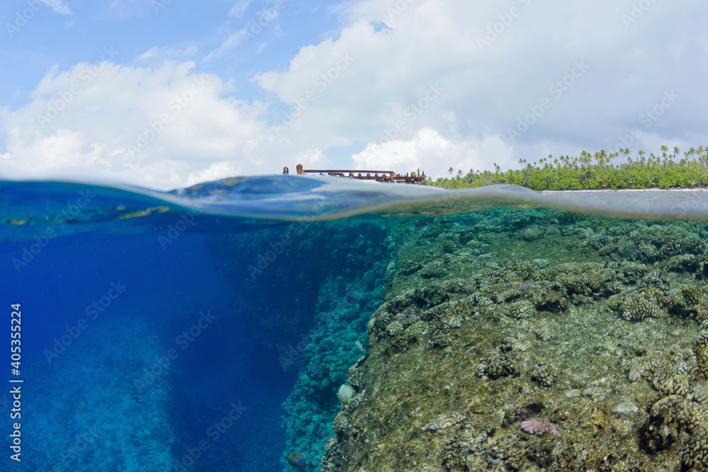 lagon de l'atoll de Tetiroa en polynesie francaise