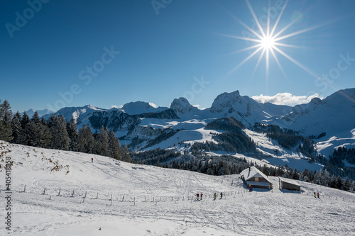 a wonderful sunny winter day in Naturpark Gantrisch with Nüneneflue and Gantrisch