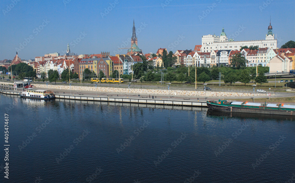 Stettin (Szczecin); Altstadtpanorama mit Schloss und Jacobikirche
