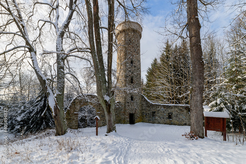 Obraz na płótnie Hamelika lookout tower was built in the shape of a romantic castle ruins - Marianske Lazne (Marienbad) - Czech Republic w salonie