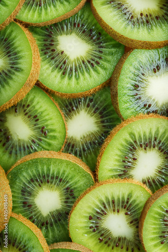 Kiwi fruit close-up wedges with a pattern in the form of a pattern.