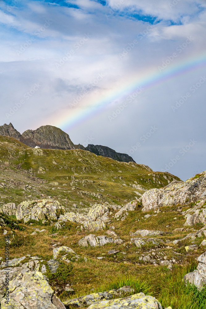 Fototapeta premium Schweiz Swiss Berge Regenbogen Himmel