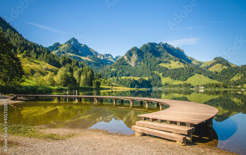 Lac noir, Canton de Fribourg, Suisse photo