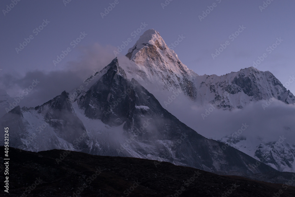Obraz premium Everest trekking in Nepal