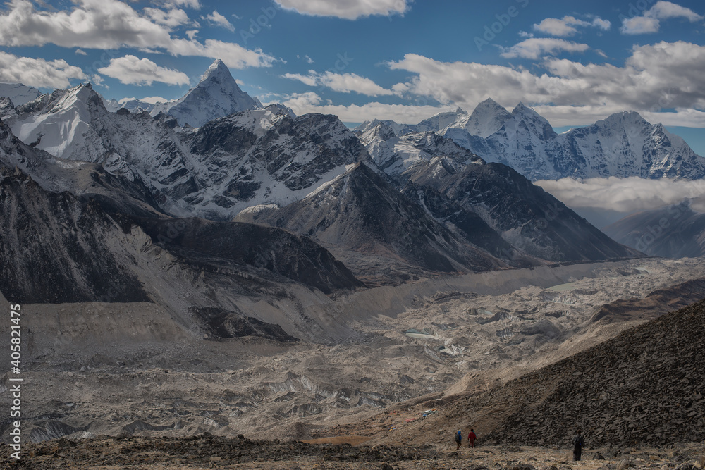 Everest trekking nepal