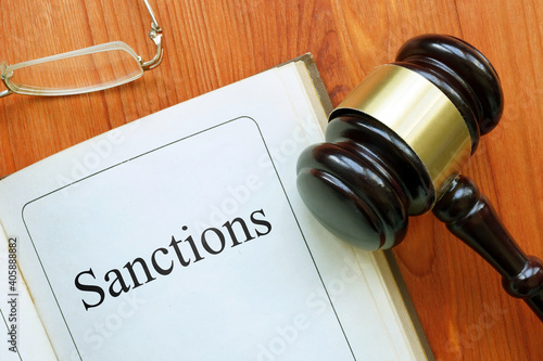 Εκτύπωση καμβά Sanctions is shown on the conceptual photo using the text