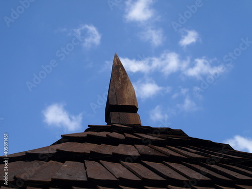 Detal starego drewnianego dachu
