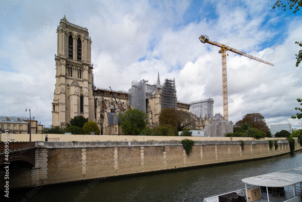 Travaux sur la Cathédrale de Paris après l'incendie, France 