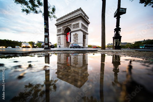 Photography Coucher de soleil sur l'arc de triomphe, Paris, France