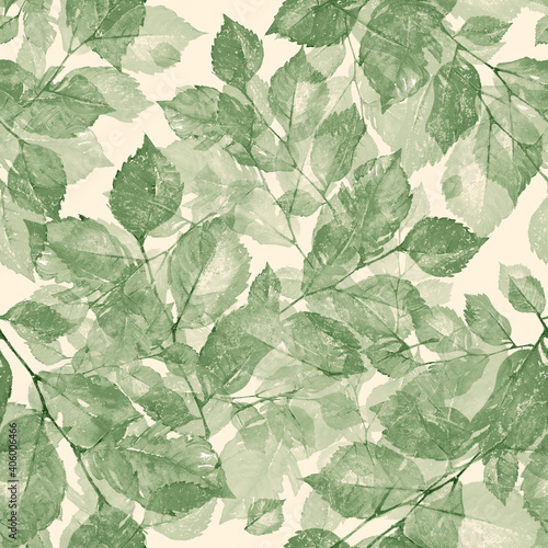 Watercolor bright leaves seamless pattern © Irina Chekmareva