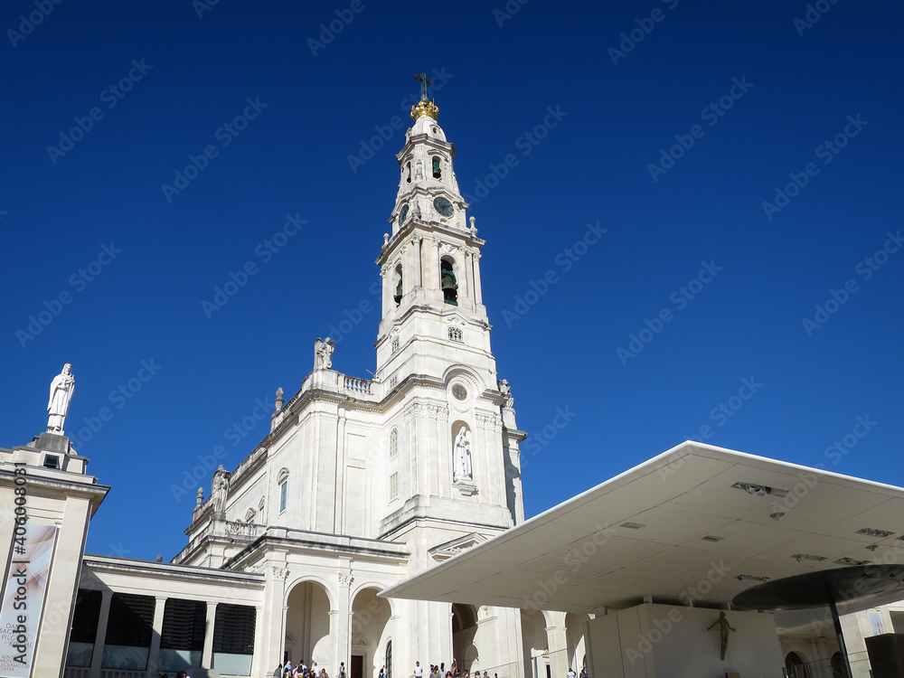 The Basilica of Our Lady of the Rosary (Basílica de Nossa Senhora do Rosário) in Fatima, PORTUGAL