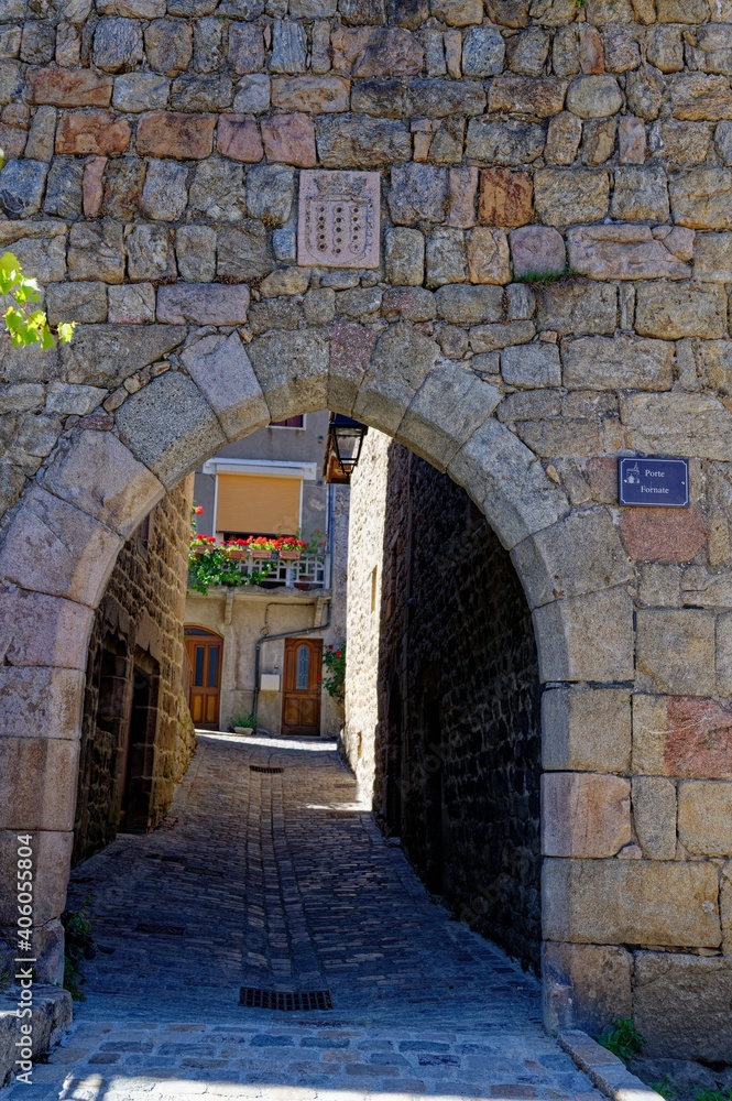 Fototapeta premium Désaignes, Ardèche, Auvergne-Rhône-Alpes, France