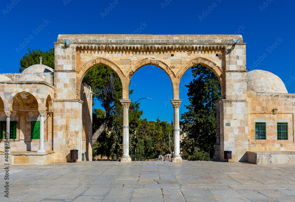 Temple Mount with gateway arches leading to Dome of the Rock Islamic monument shrine in Jerusalem Old City, Israel