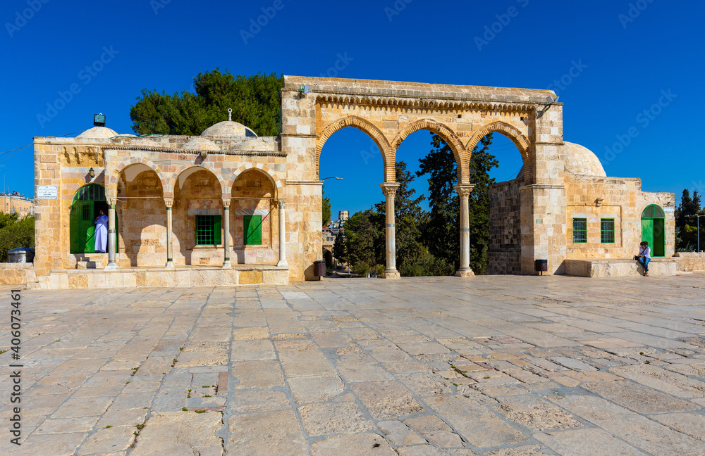 Temple Mount with gateway arches leading to Dome of the Rock Islamic monument shrine in Jerusalem Old City, Israel