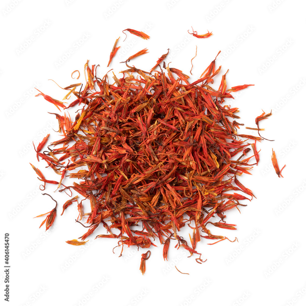 Naklejka premium Heap of dried safflower leaves isolated on white background