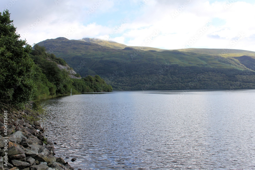Fototapeta premium A view of Lock Lomond in Scotland