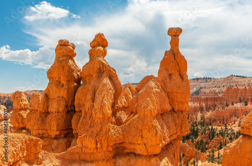 Hoodoo sandstone rock formations with Thor's hammer, Bryce Canyon national park, Utah, United States of America (USA).
