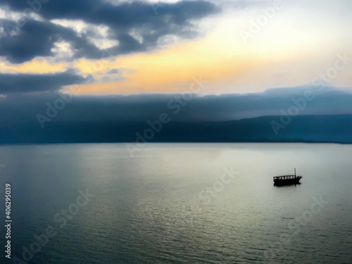 Fotografia Scenic View Of Sea Against Sky During Sunset
