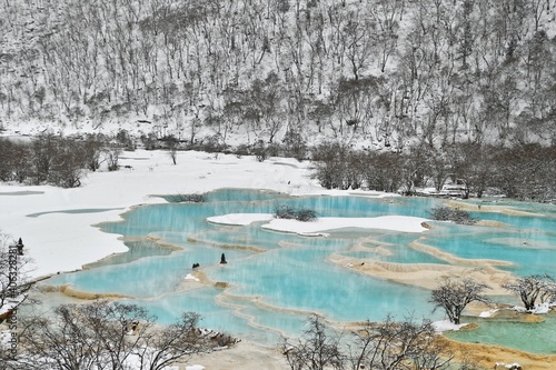Canvastavla Lake in Jiuzhaigou, Sichuan, China