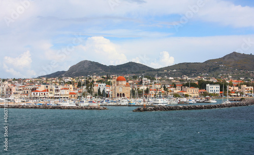 Port of Aegina Island in Greece   © Lindasky76