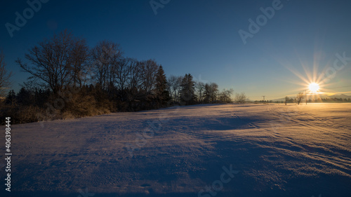 Sonnenaufgang an einem Wintertag © AL-U-MA