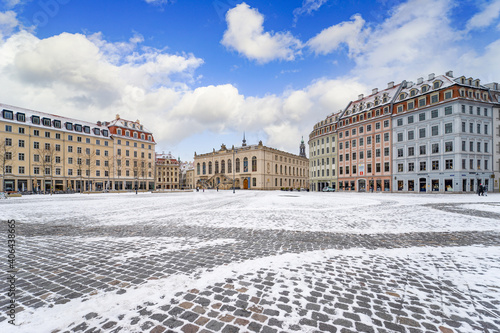 Dresden Winter Zwinger Kunstakademie Brühlsche Terrasse Schlossplatz Frauekirche Kronentor Brühlscher Garten Jüdenhof Neumarkt Sachsen Deutschland