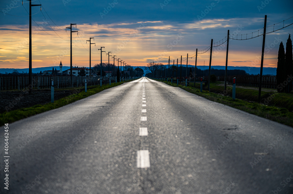 Fototapeta premium Lungo il cammino