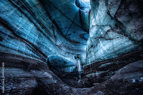 Φωτογραφία A shot of the Katla ice cave near the town of Vík, South Iceland.