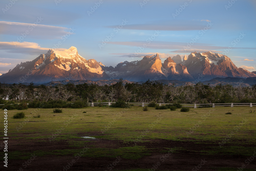 Naklejka premium Scenic Torres del Paine at dawn in Patagonia.jpg