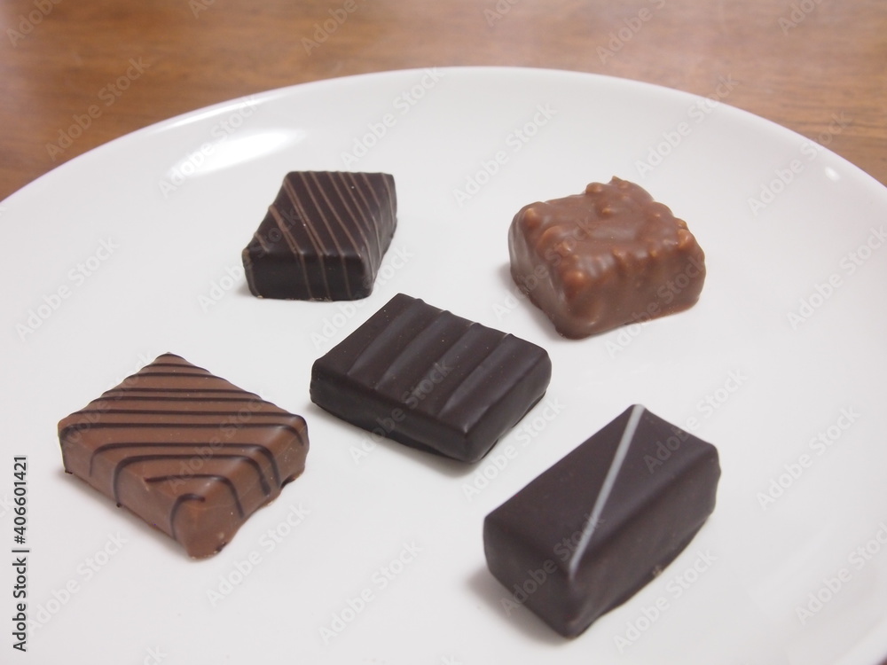 ボンボンショコラ StockFoto Adobe Stock