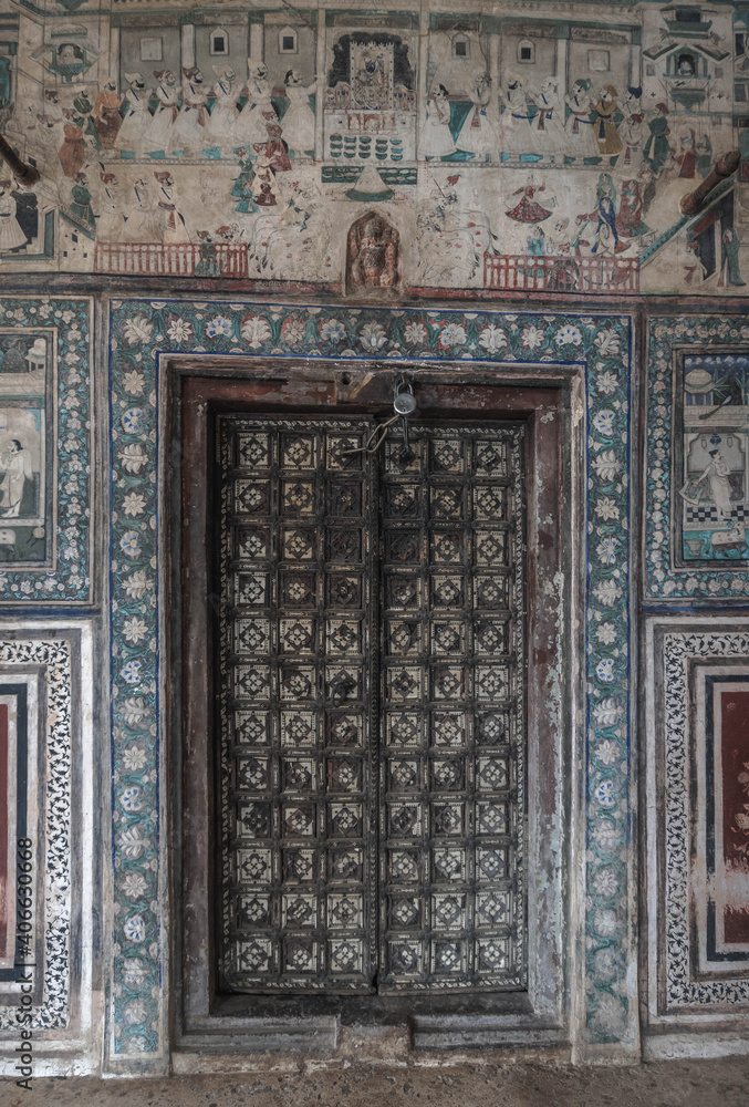 The 17th century Bundi Palace and wall paintings depicting the 