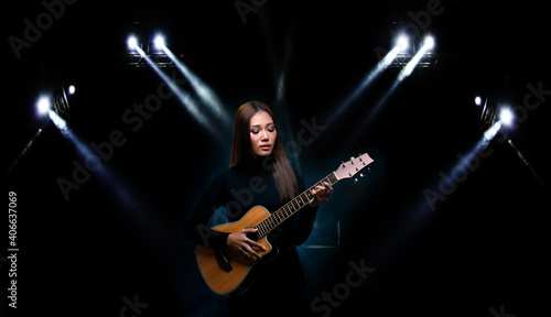 Asian Teenager Woman sing song loudly power sound © Jade