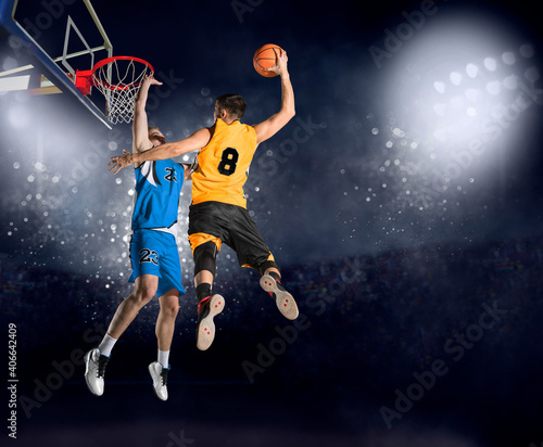 Basketball players in action © Andrey Burmakin