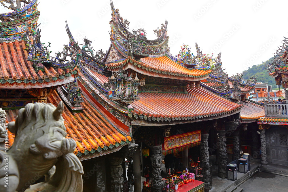 Fototapeta premium Sanxia Qingshui Zushi Temple with elaborate carvings and sculptures in new taipei city, Taiwan